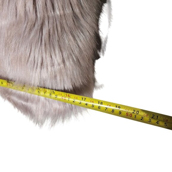 Cat & Jack Girls Faux Fur Vest L (10/12) Soft Plush Gray Sleeveless Outerwear - Picture 9 of 9